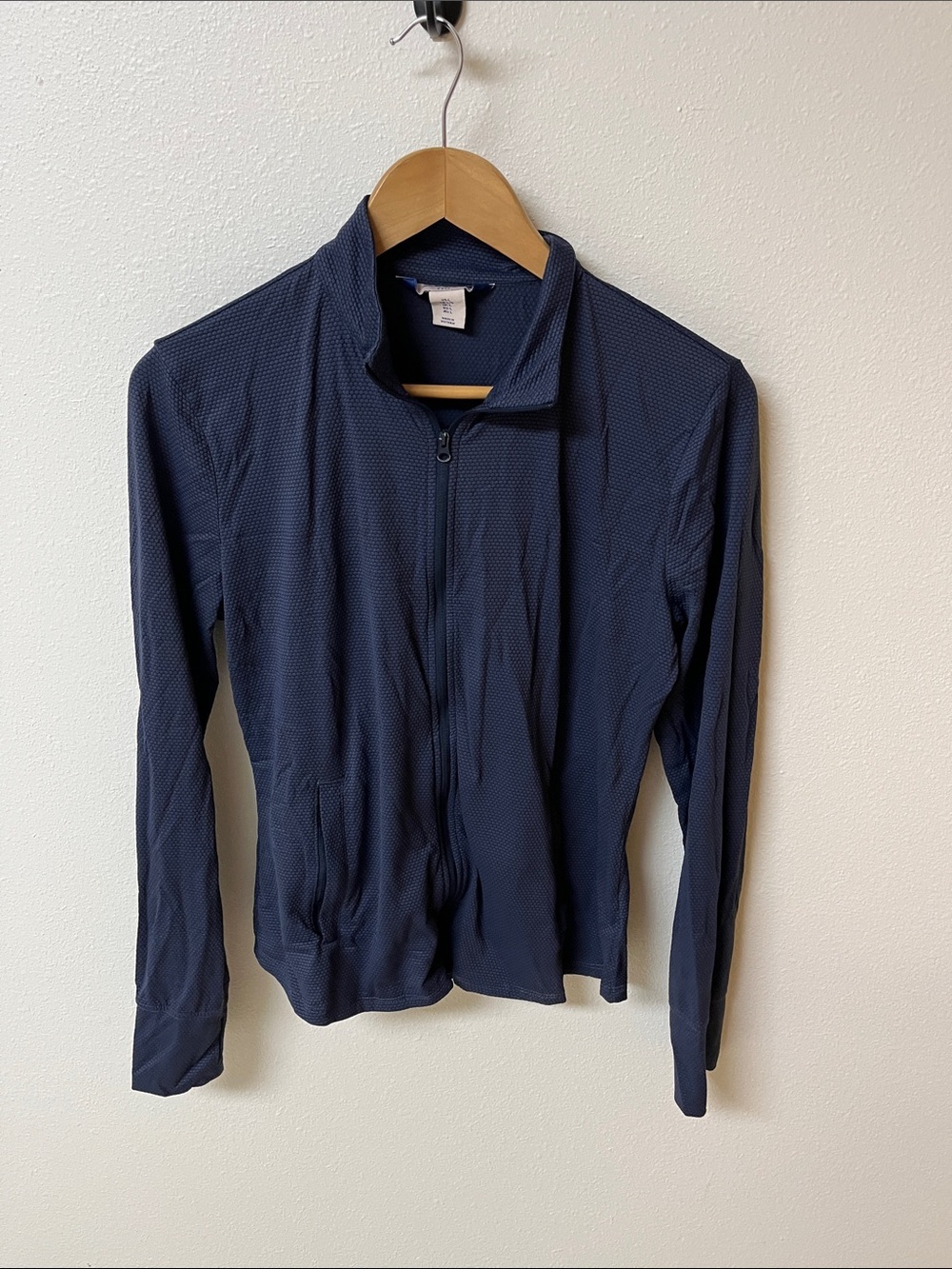 Tommy Bahama GOLF Women's Navy Lightweight Long-Sleeve Zip Jacket size L - Picture 1 of 3